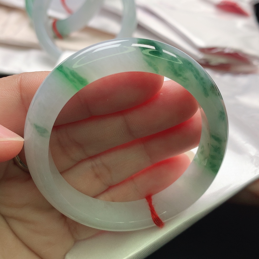 翡翠未镶嵌手镯贵妃53