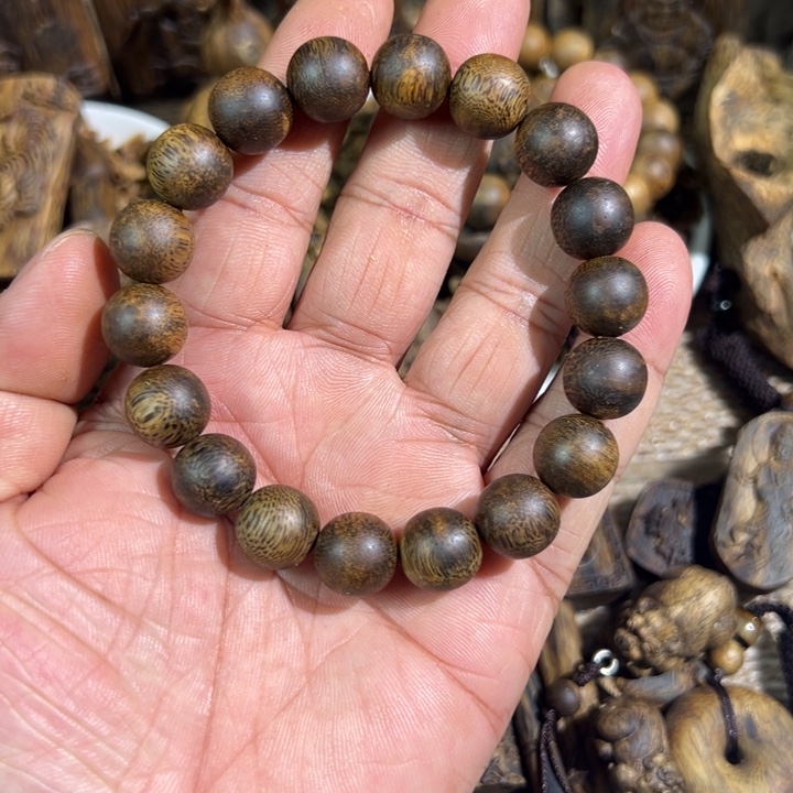 大***梦手串沉香绿棋楠沉香手串13克