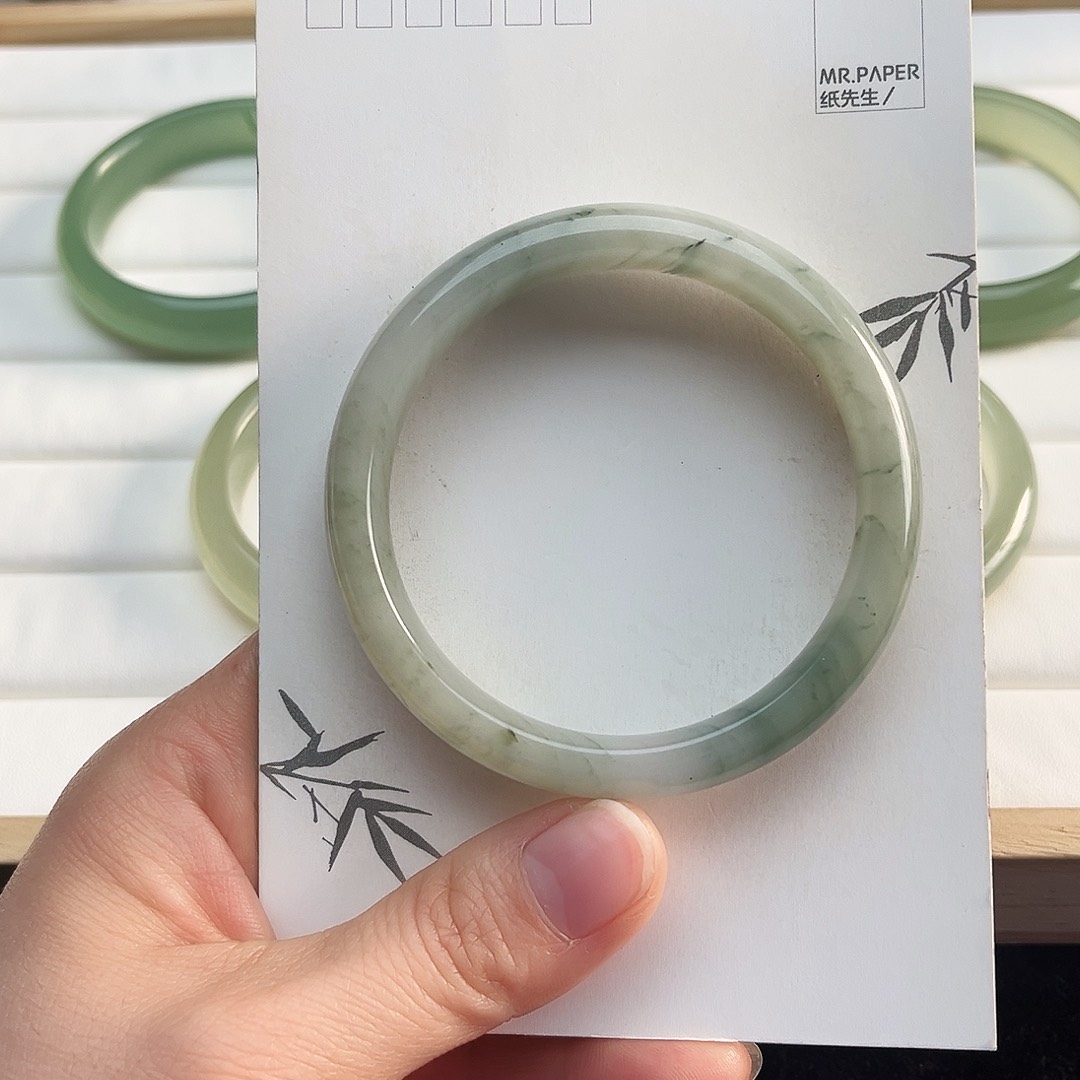 未镶嵌手镯石英质玉9