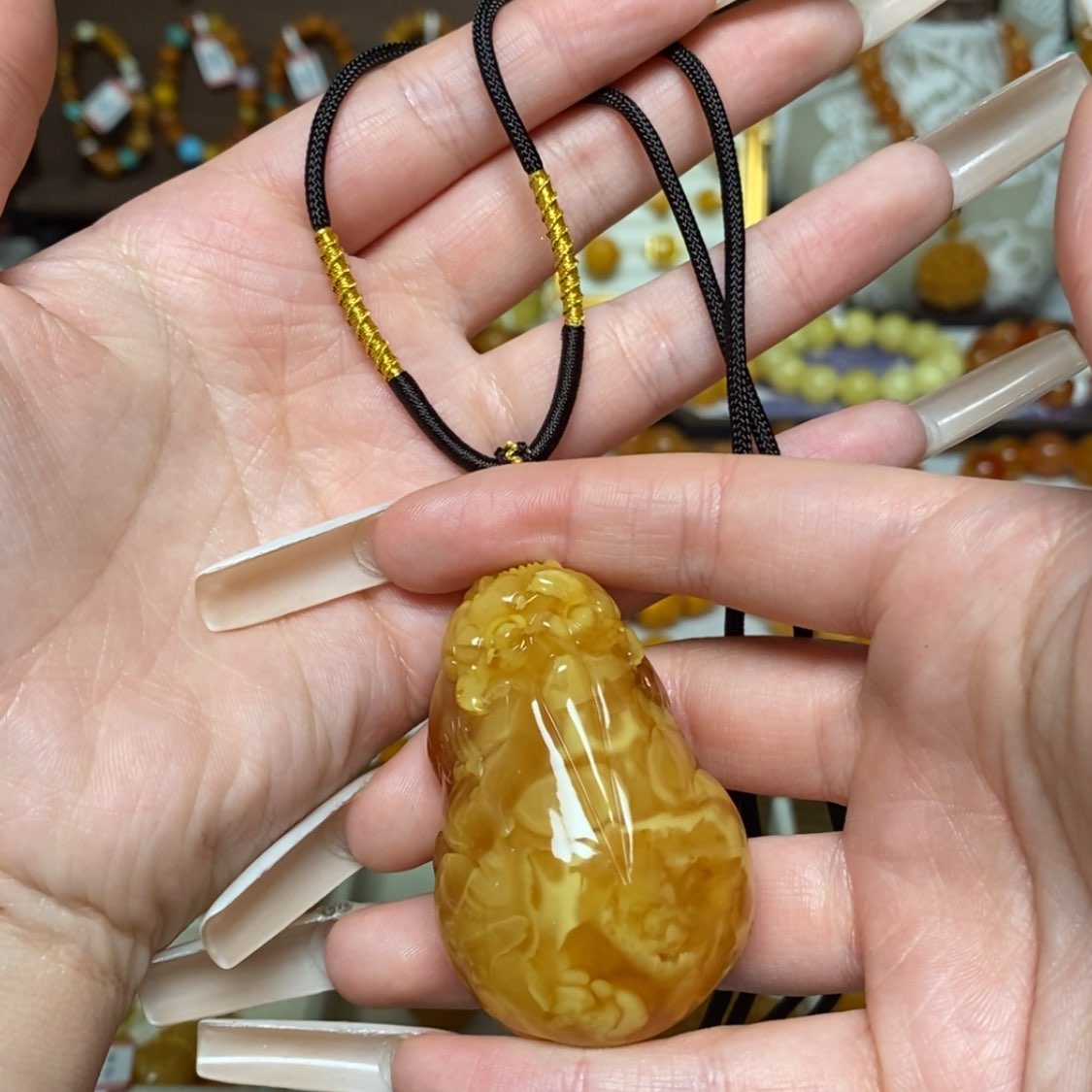 【闪购商品】蜜蜡颈饰未镶嵌王*鱼项链定制