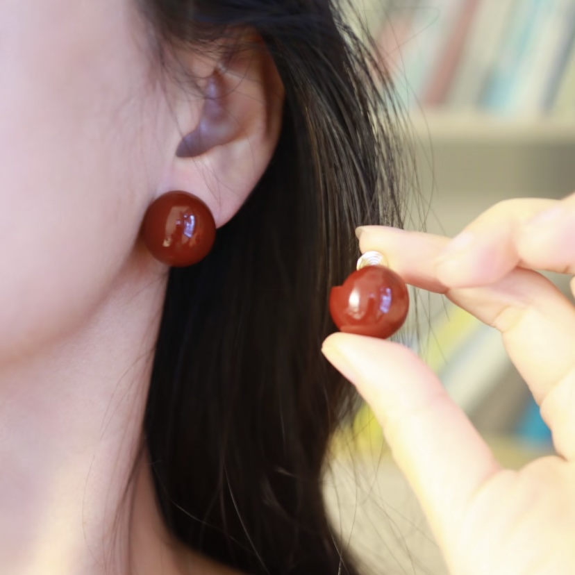 铜合金耳饰 H451酒红色方圆脸耳钉显白蚊香盘耳夹无耳洞耳饰复古