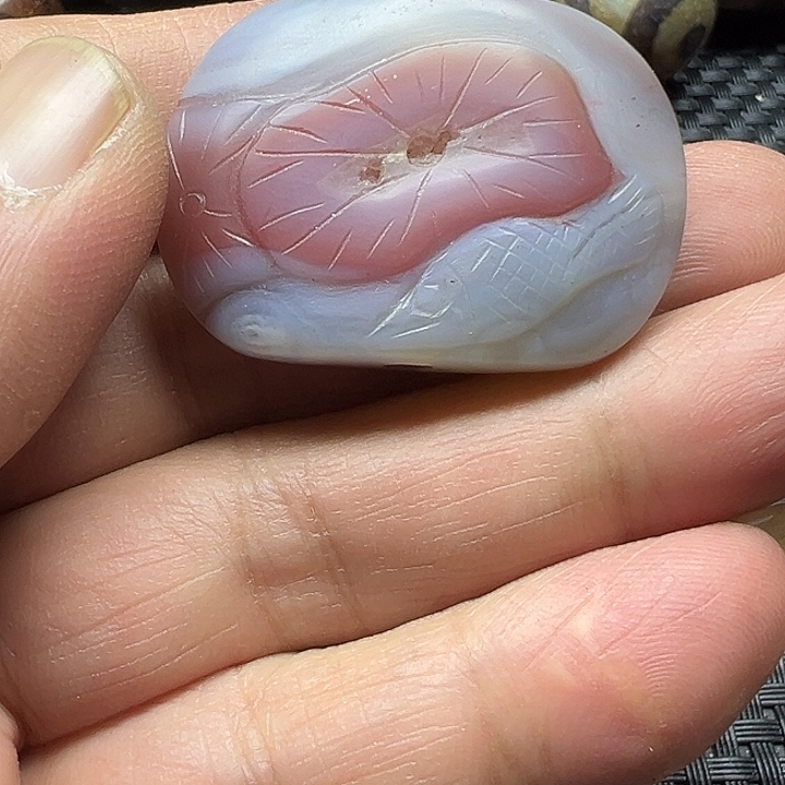 飞***朵玛瑙/玉髓未镶嵌手链