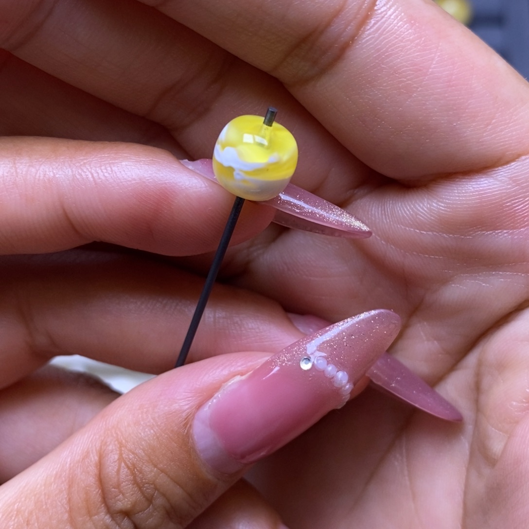 植物珀未镶嵌珠宝奇石漆白橘金溶洞妖花聚宝盆老型9.4*8.6mm