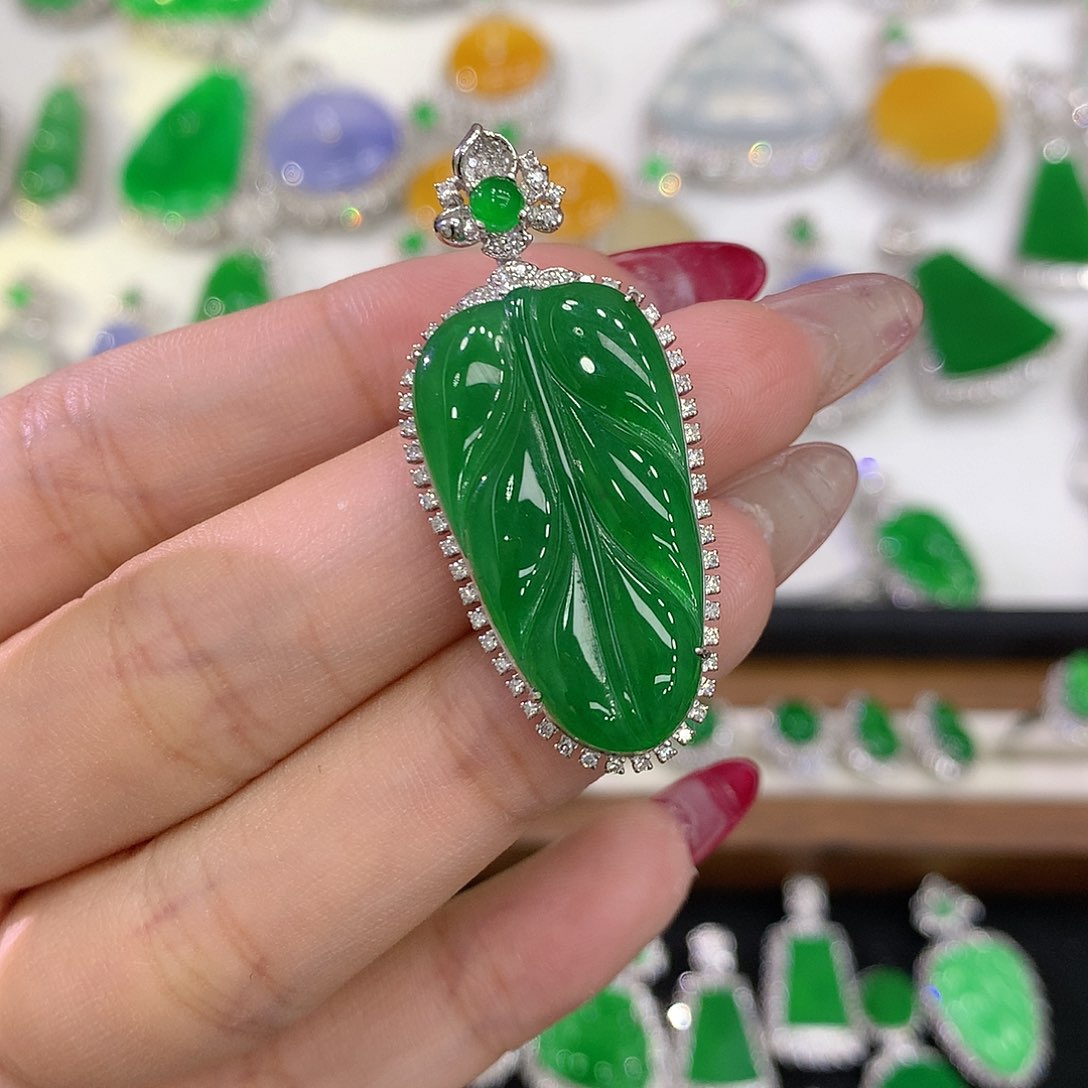 翡翠颈饰18K金镶嵌1111111111