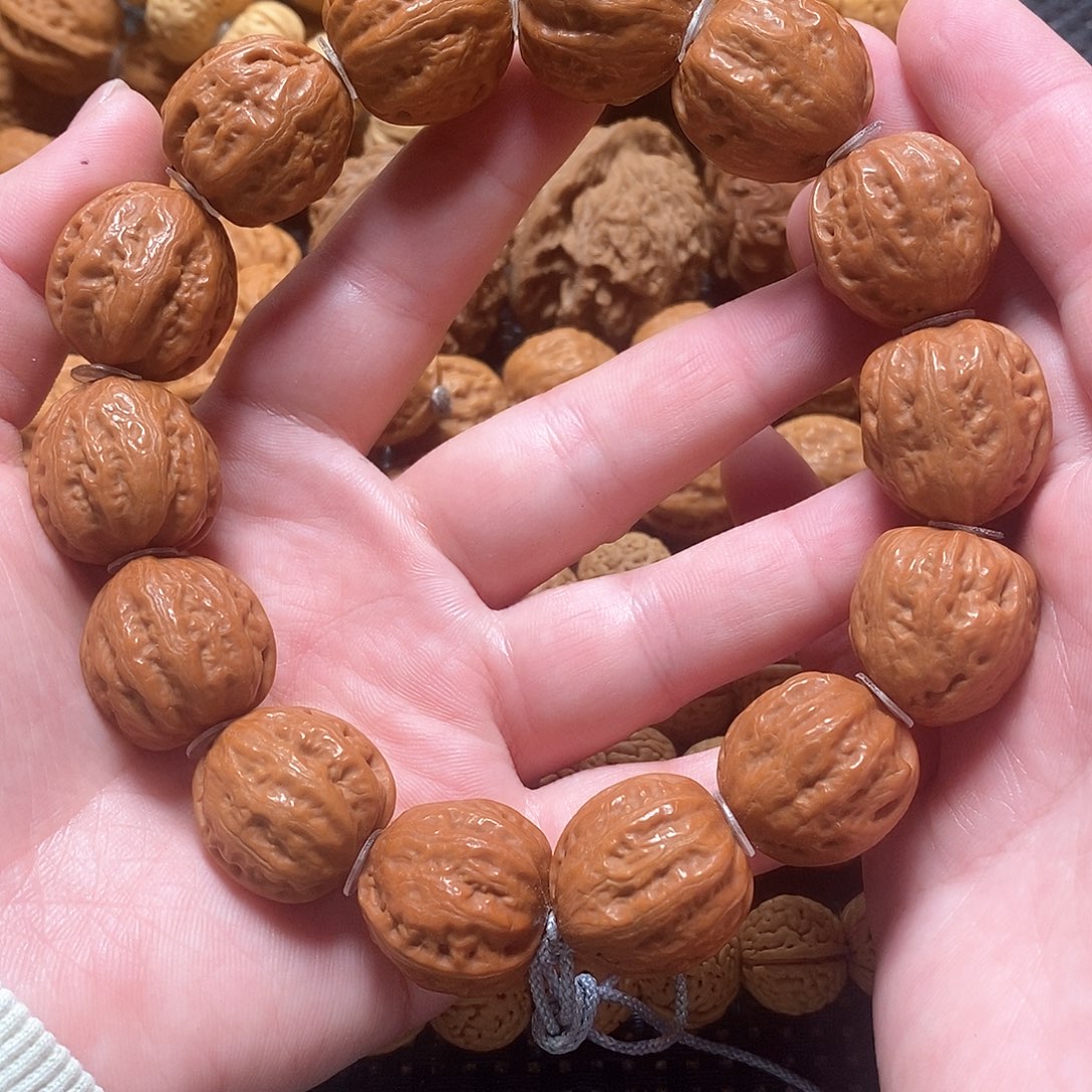 文玩核桃手串红皮肉筋