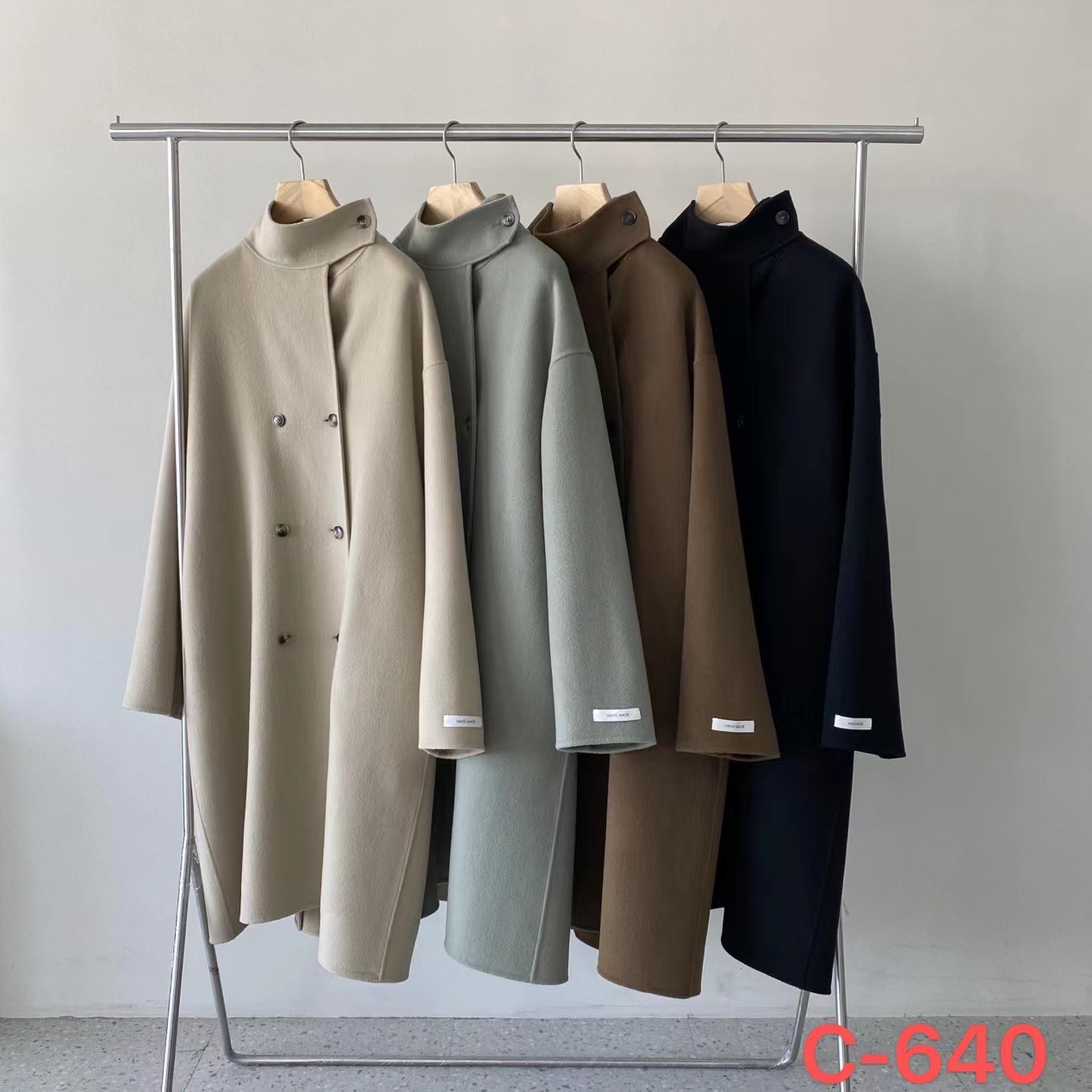 C-640-两色六扣大衣