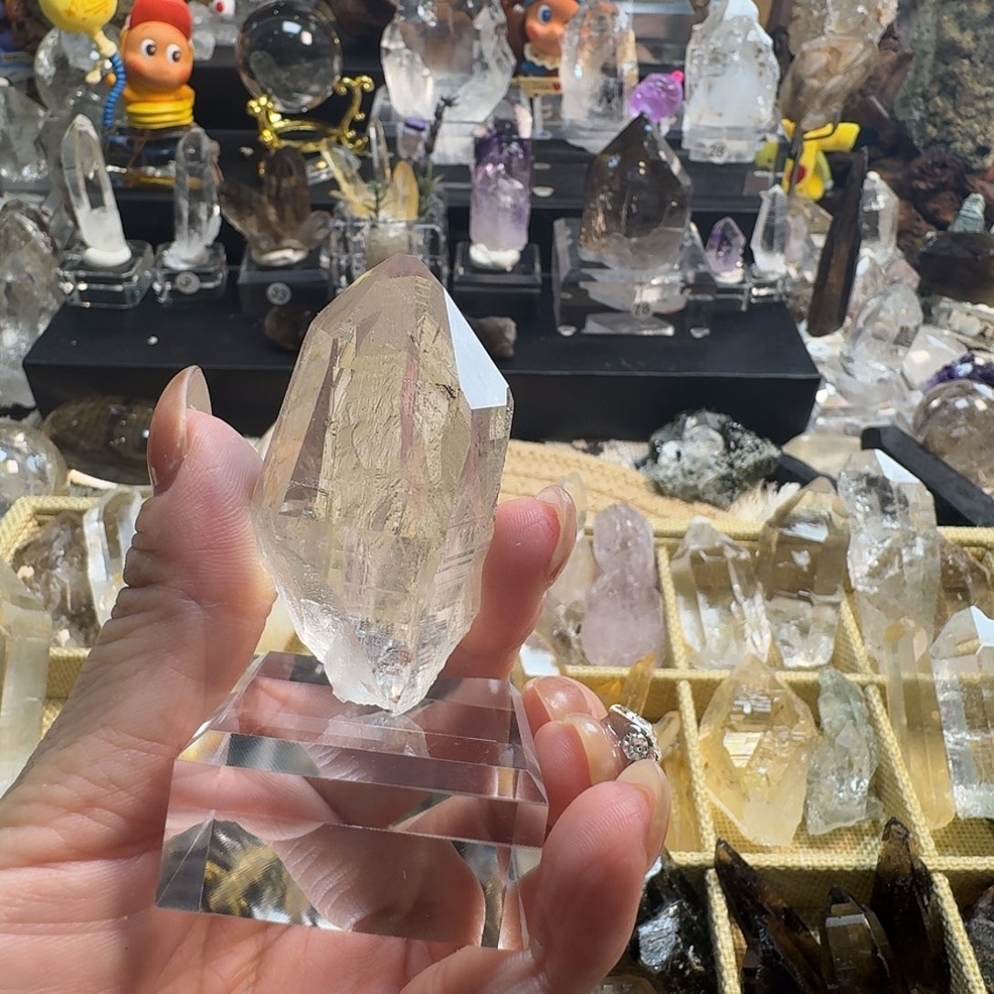 k***未镶嵌水晶珠宝半成品