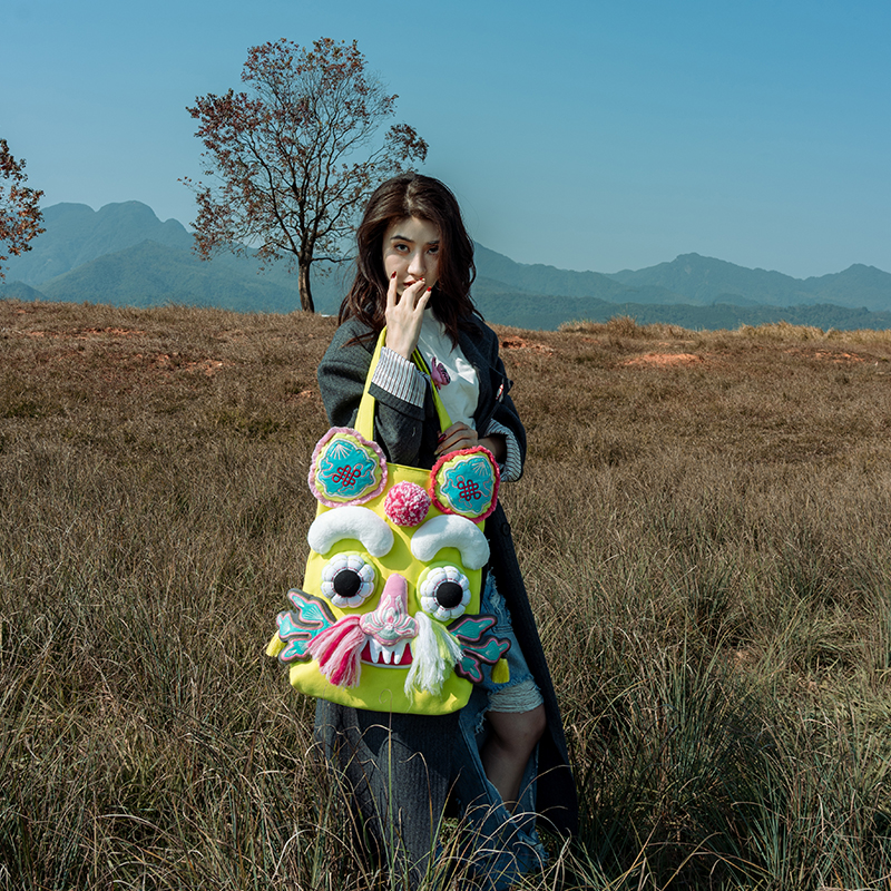 芽小七原创小众设计樱草百搭编织虎头单肩包笔记本电脑包女大学生