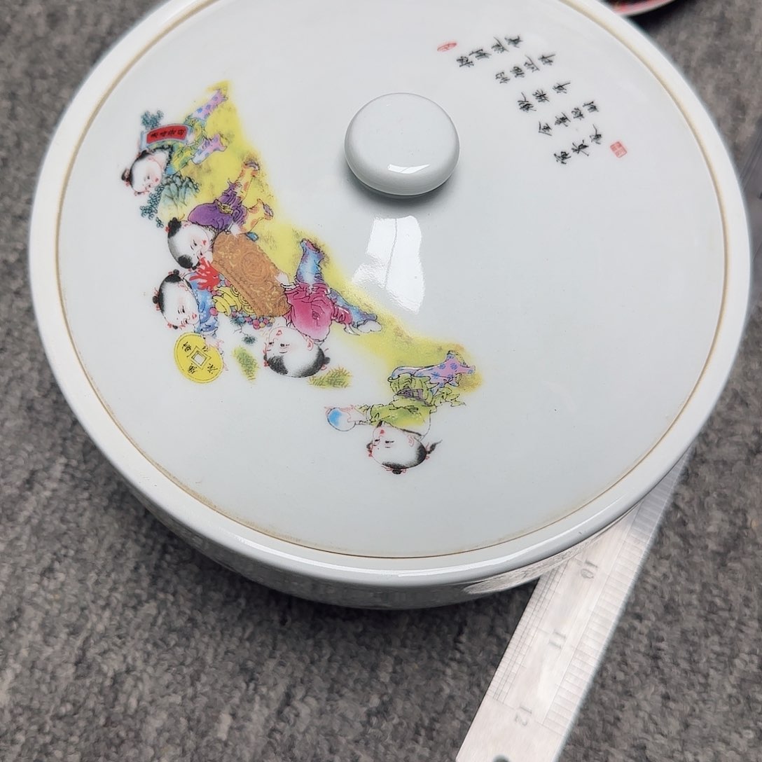 摆件瓷器的工艺技术水平