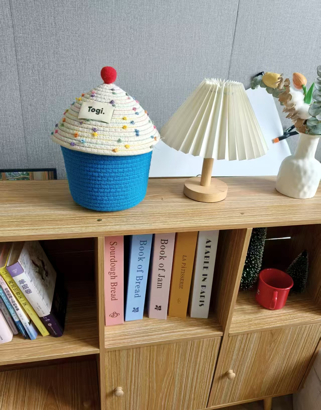 蓝色彩点多巴胺房子收纳筐