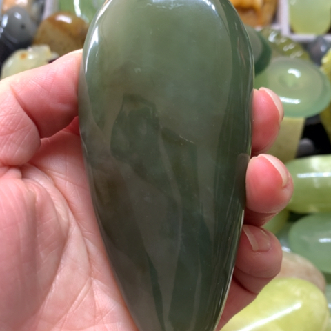 蛇纹石玉未镶嵌手把件