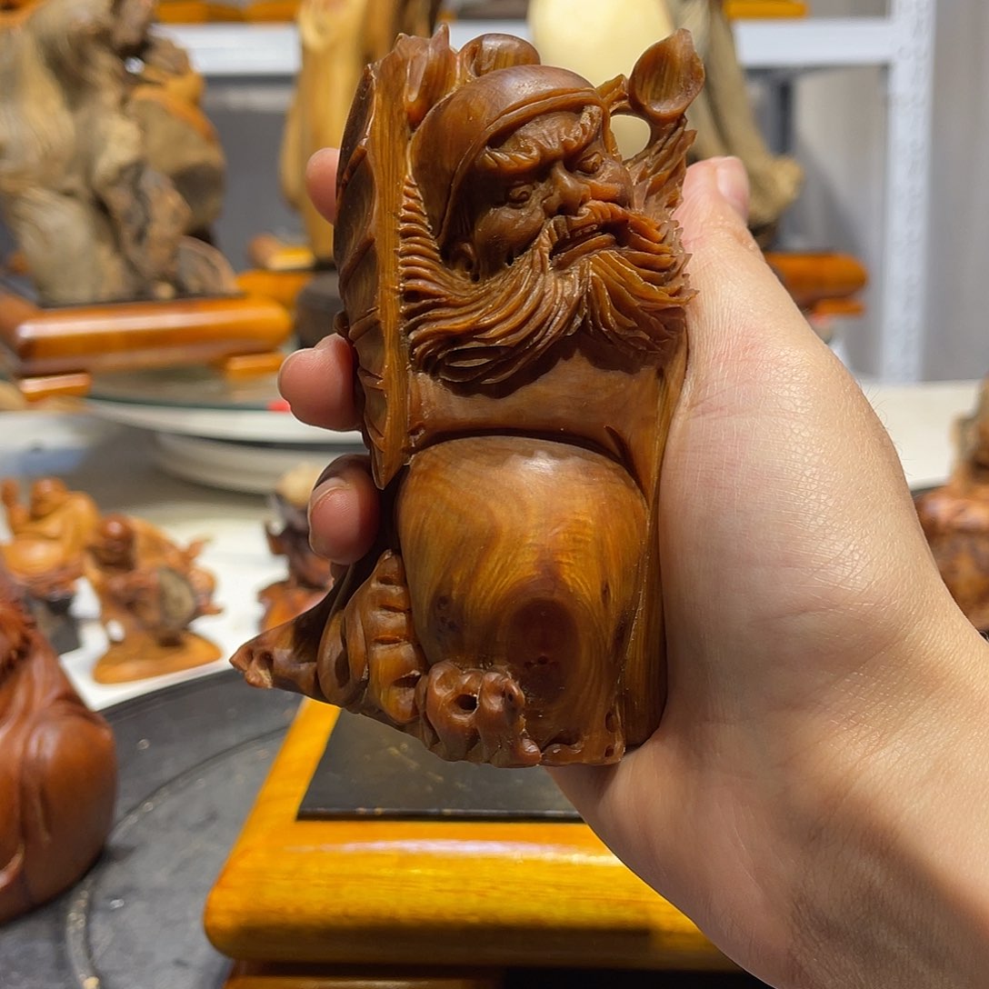 柏木（崖柏）兽工艺品