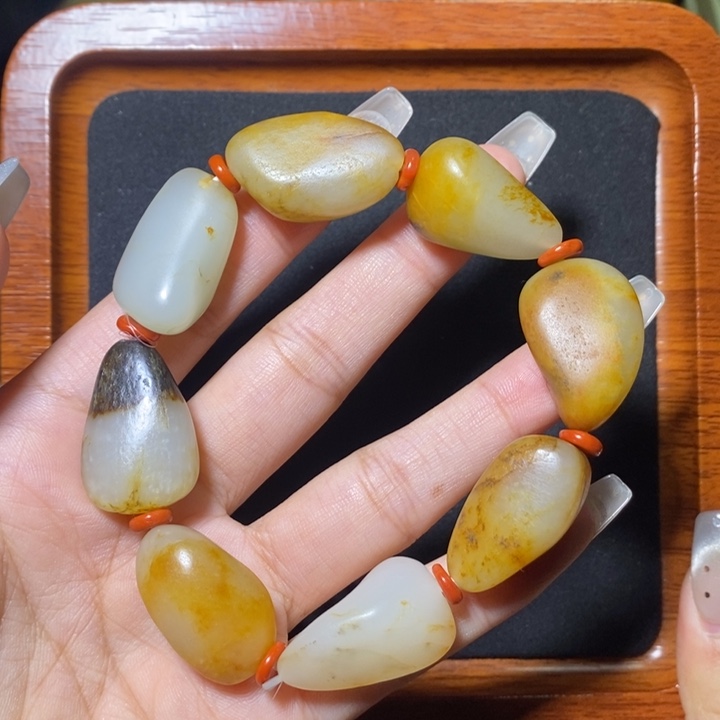 和田玉手链未镶嵌