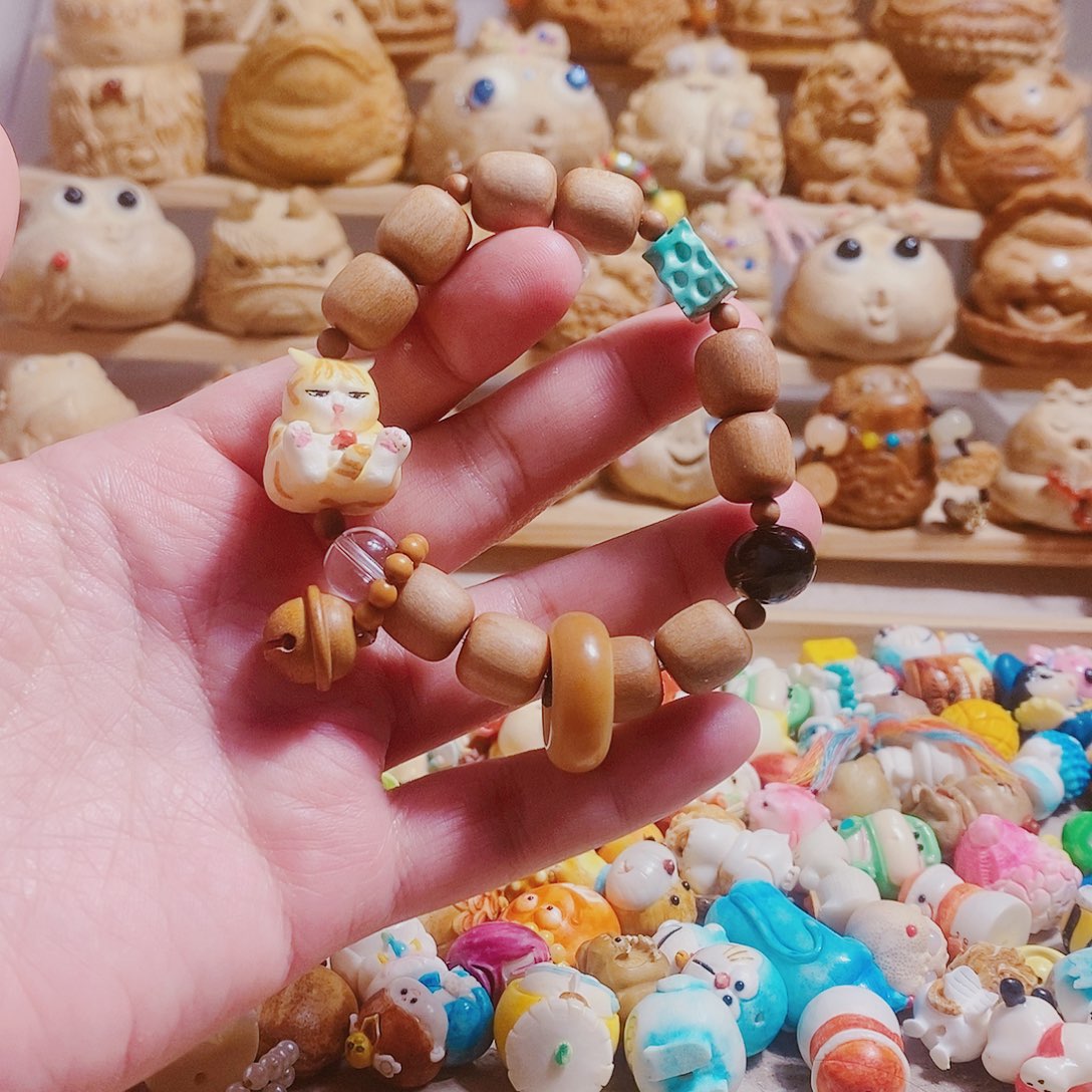 香榧木文玩檀木搭配鹿角根付叮当猫手串