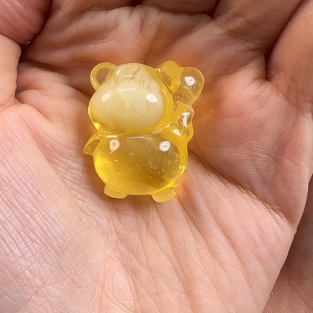 琥珀珠宝奇石未镶嵌