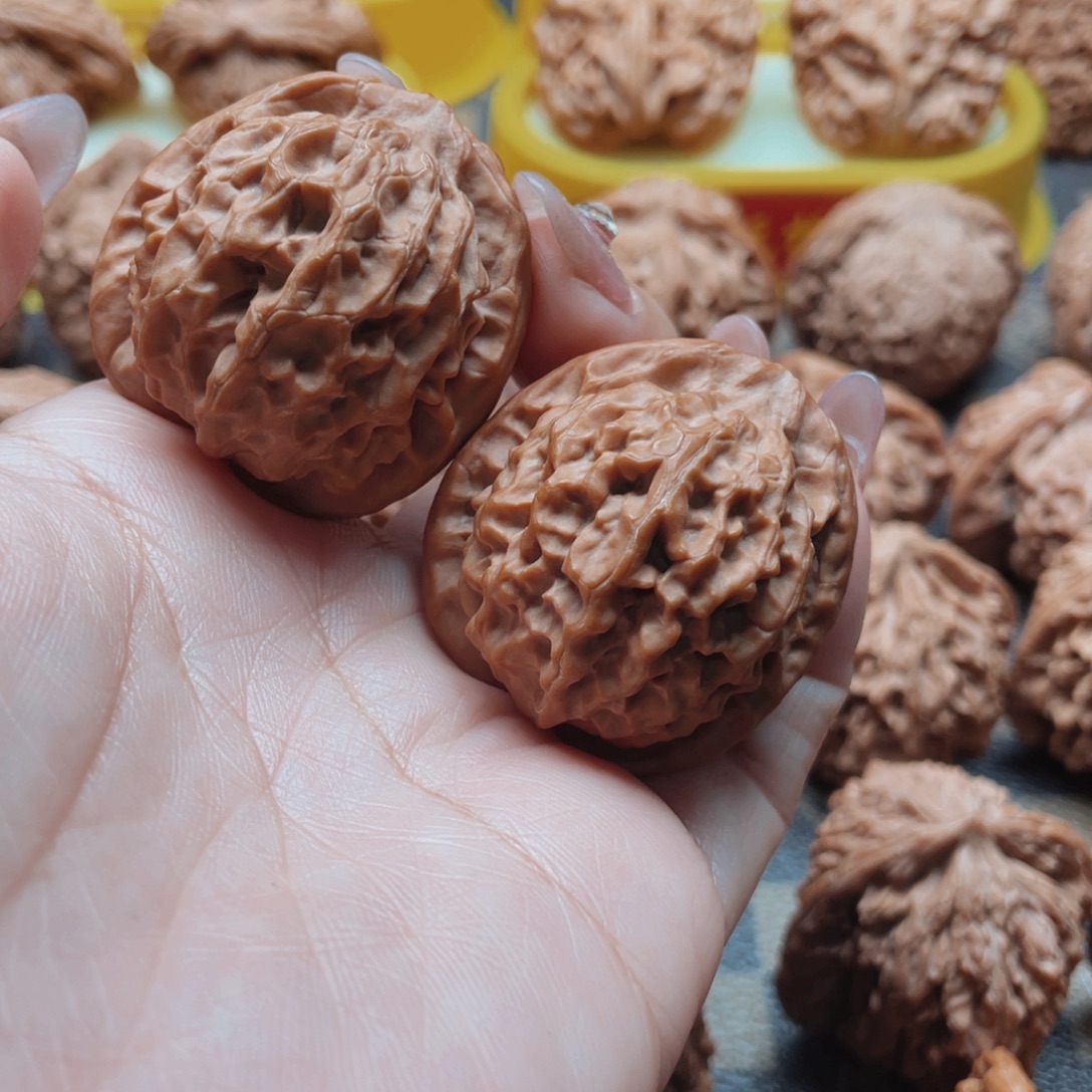 爱***油把件桃核秦公子核桃