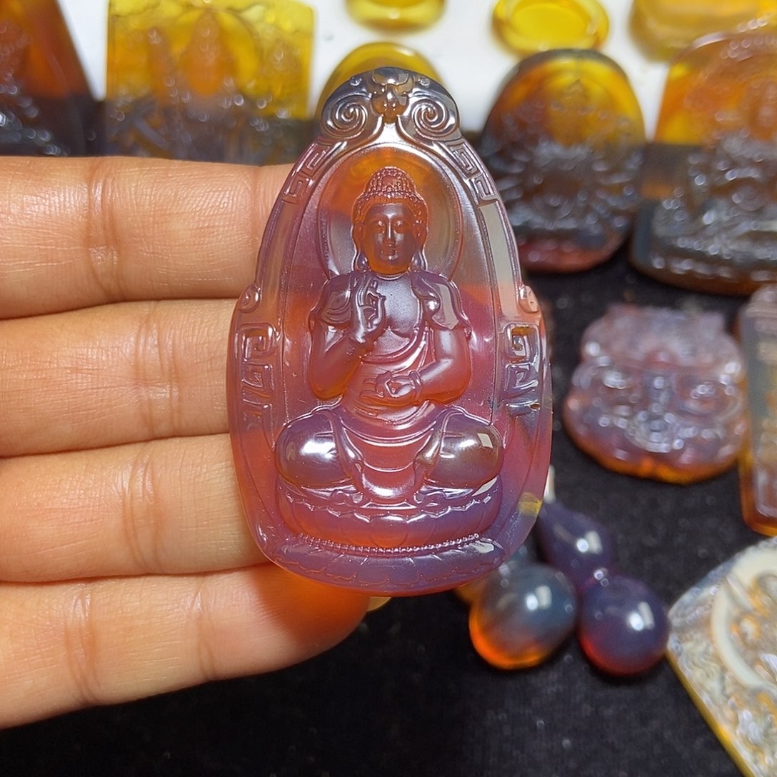 琥珀未镶嵌颈饰缅甸天然琥珀吊坠