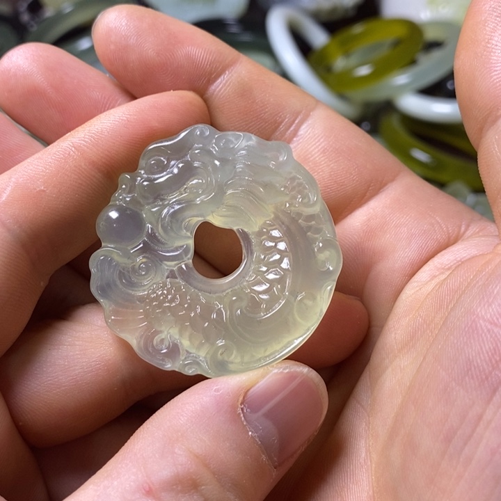 岫玉岫玉挂件未镶嵌你****凶