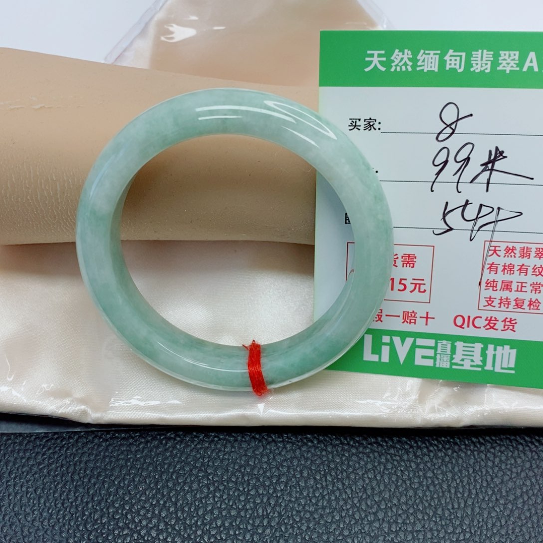 翡翠未镶嵌手镯天然翡翠8