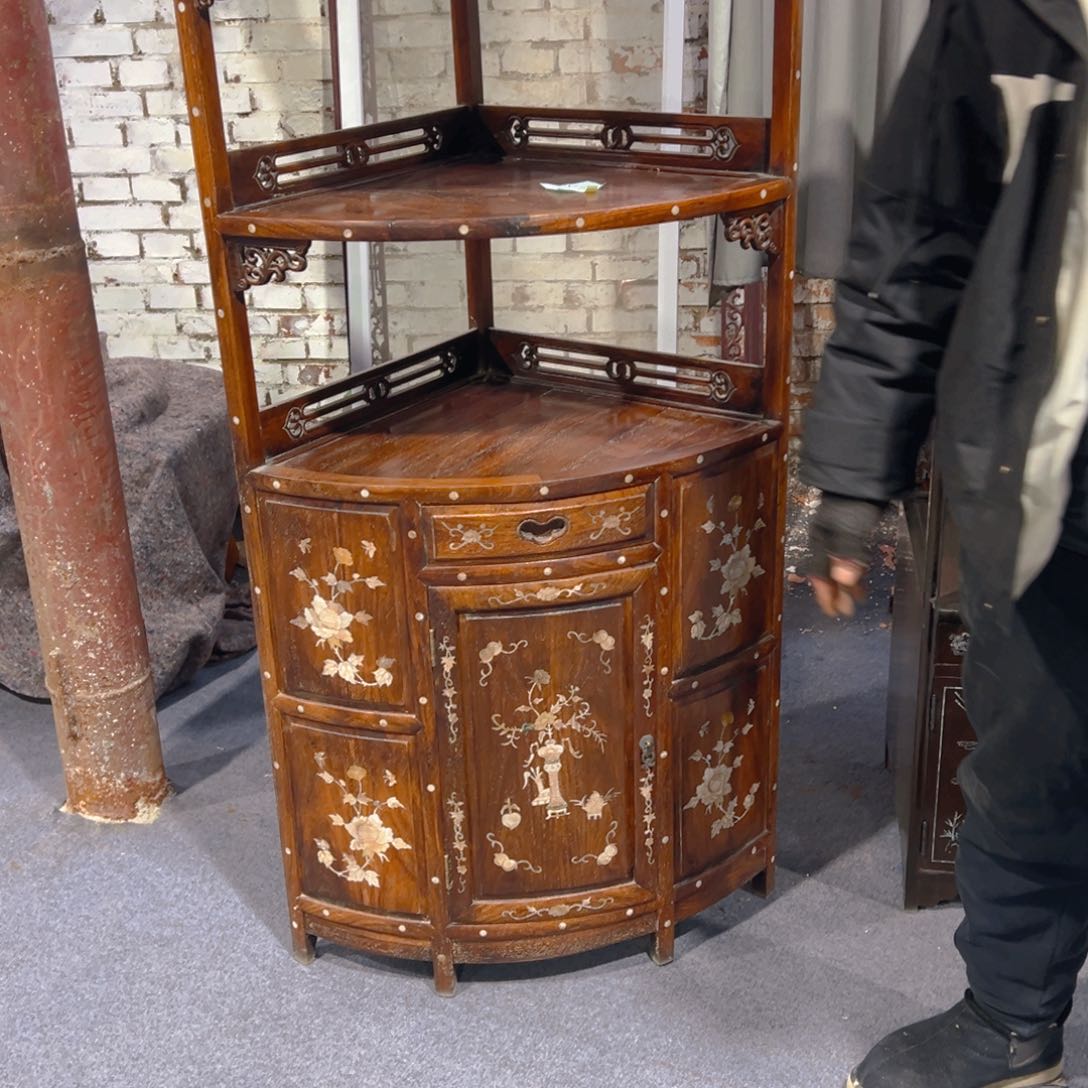 瓷片馨**景陶瓷艺术脚柜