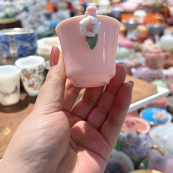 瓷片漂亮的小茶具啊