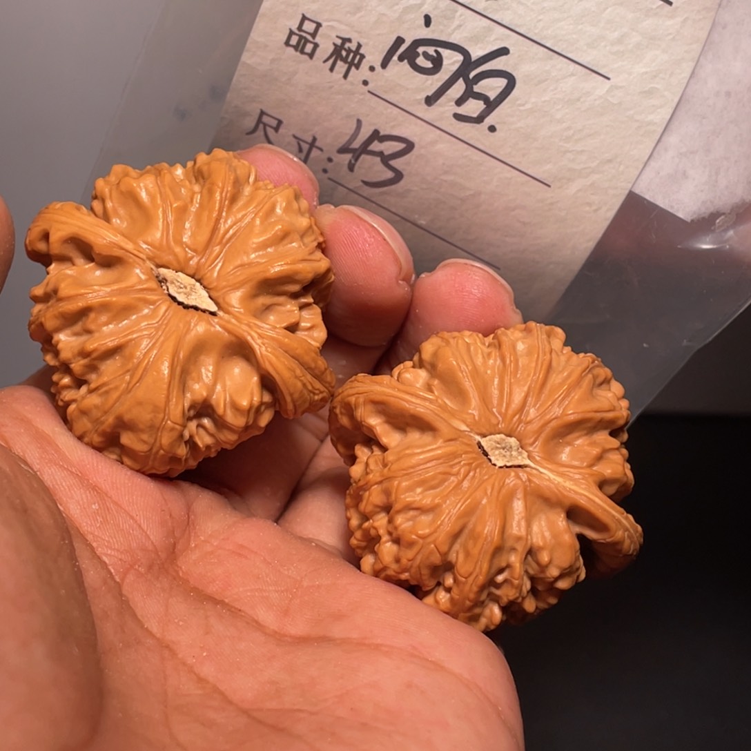 文玩核桃吊坠文玩核桃