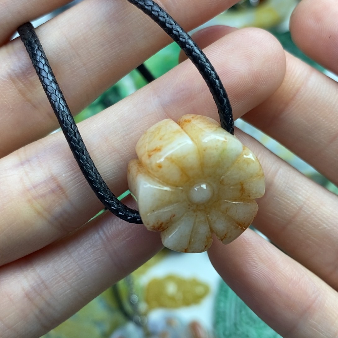 颈饰未镶嵌翡翠吊坠