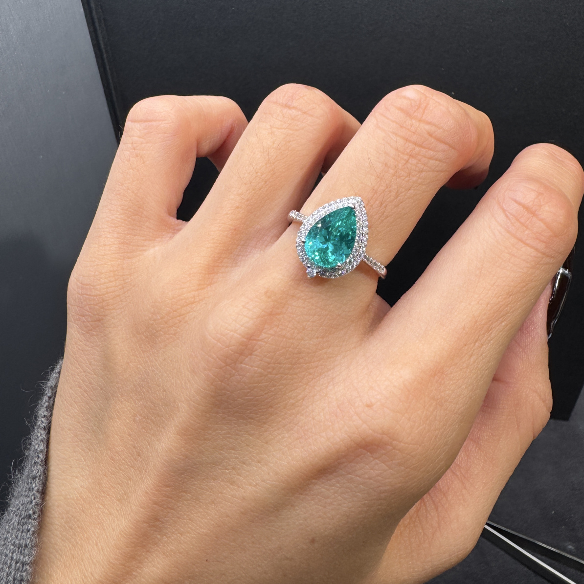 碧玺（处理）轻奢气质款碧玺帕拉伊巴马尔代夫蓝绿色925开口戒007