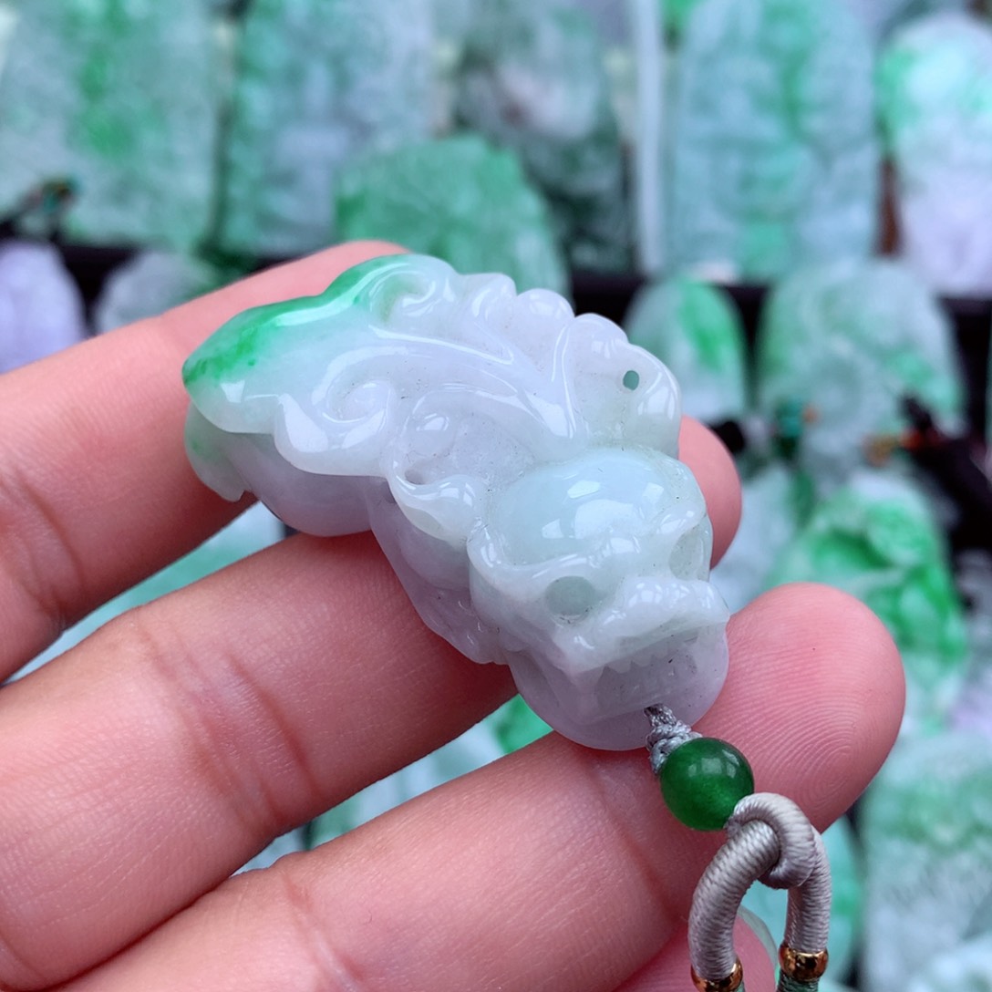 翡翠吊坠(不含链)未镶嵌
