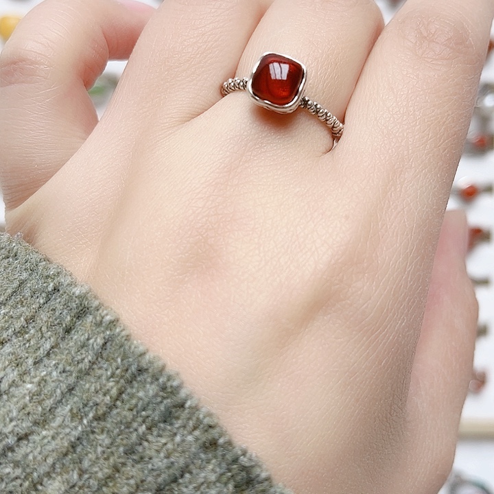 血珀戒指银S925镶嵌天然