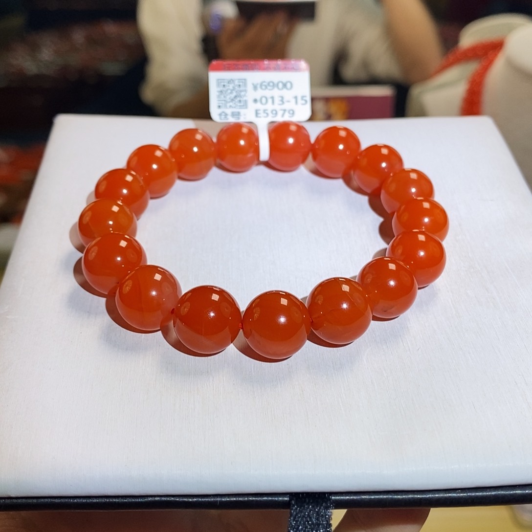 未镶嵌滴水洞 12+mm  多样性发一南红玛瑙