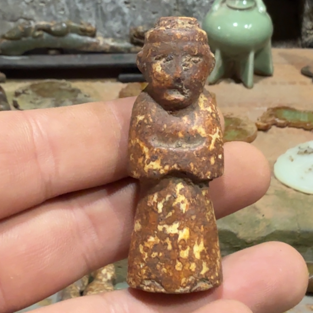 和田玉（糖玉）未镶嵌挂件