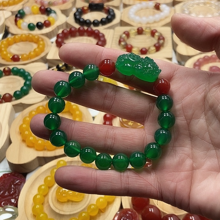 未镶嵌手链玛瑙/玉髓中**女