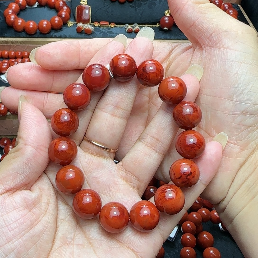 即***灰南红玛瑙未镶嵌手串