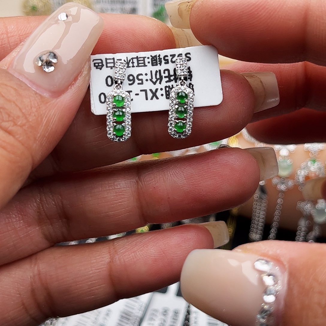 翡翠戒指银S925镶嵌缅甸天然A货翡翠耳钉