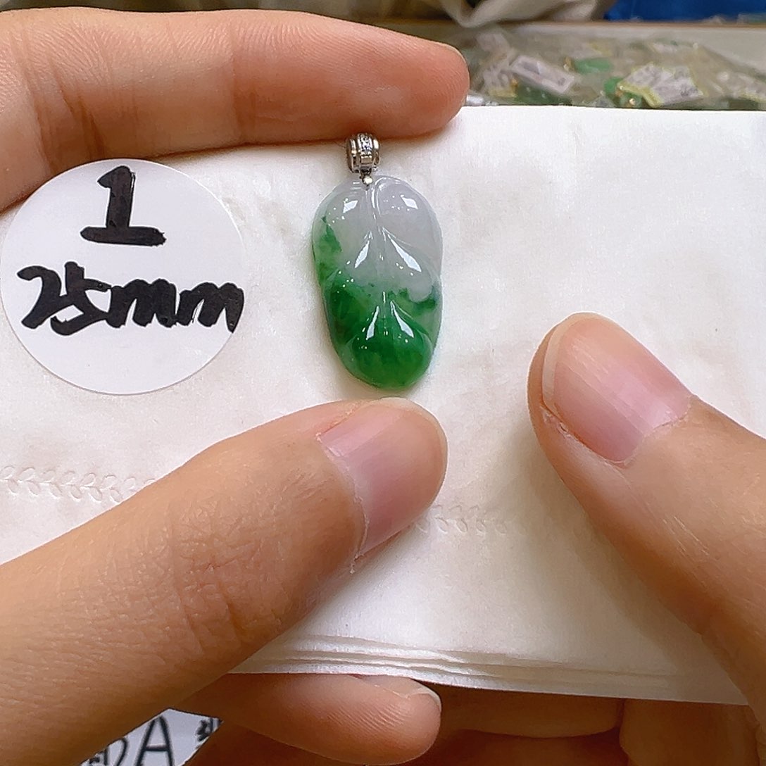 翡翠18K金镶嵌吊坠(不含链)翡翠