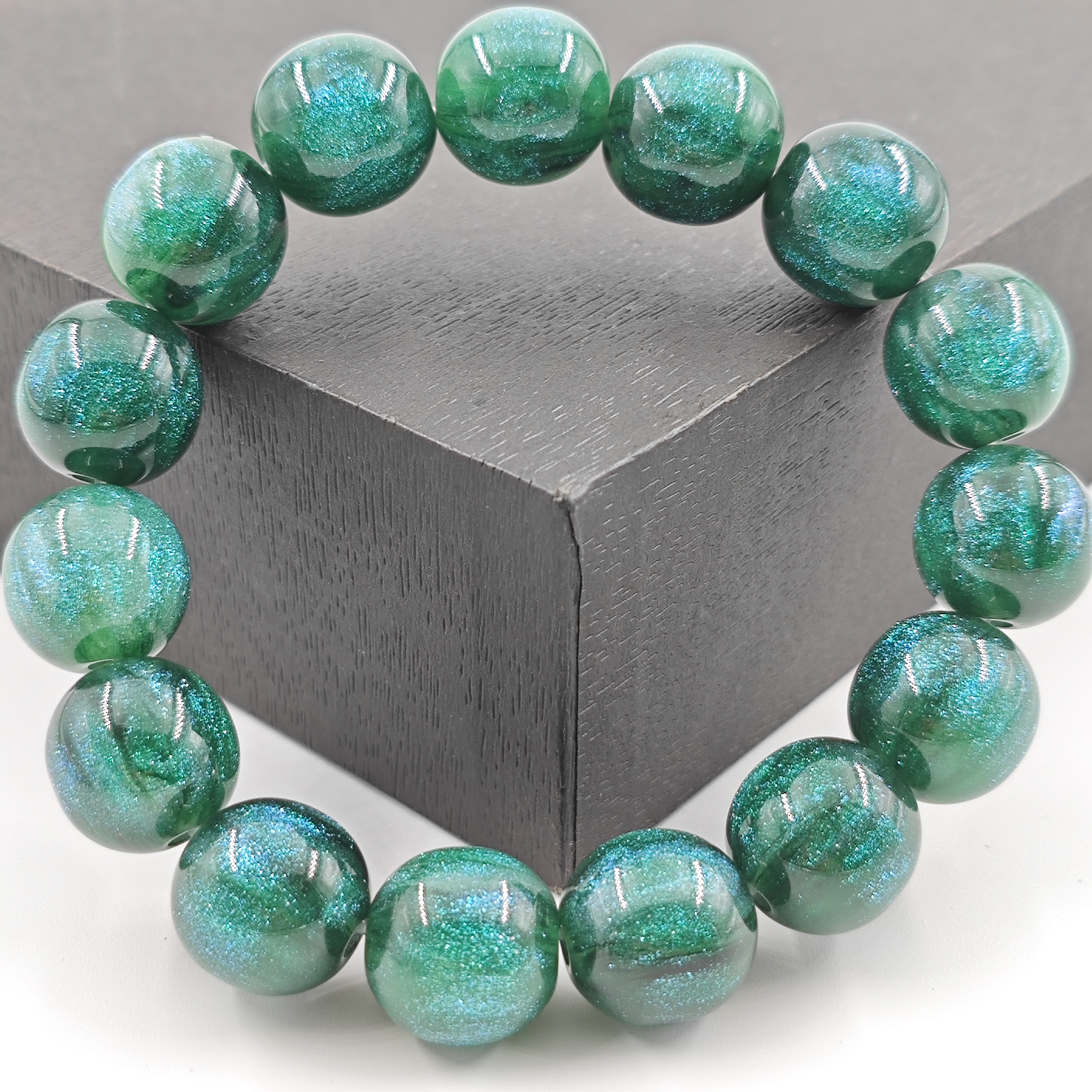 G028经典复古潮流百搭人鱼深绿树脂手串手链