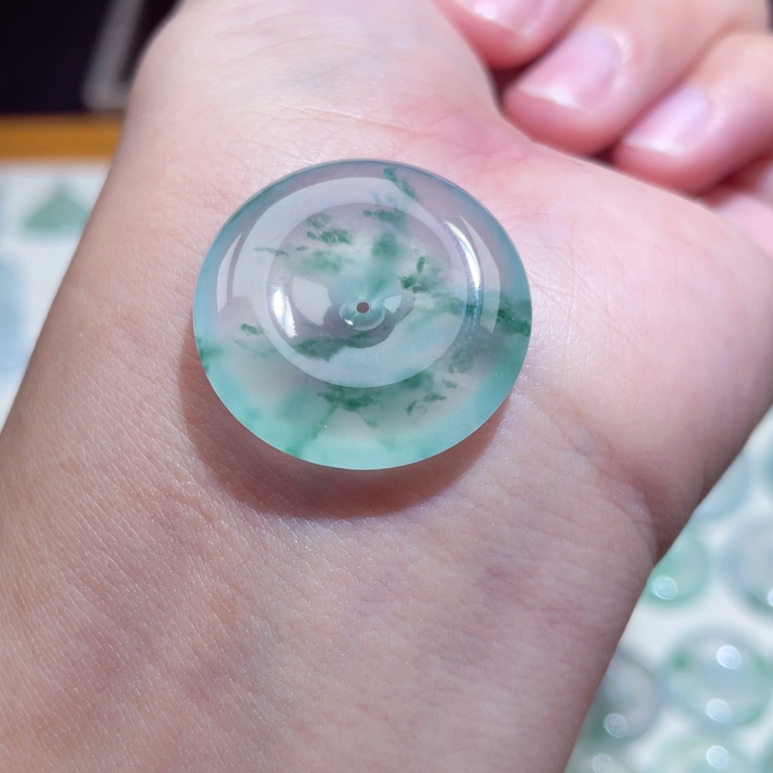 颈饰未镶嵌翡翠扣子