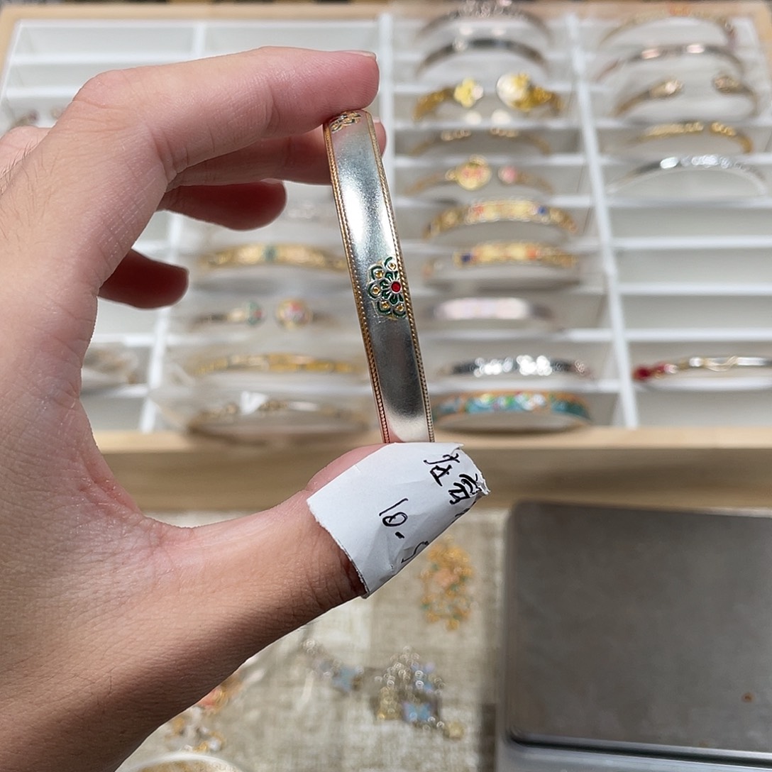 珐琅足银宝相花手镯34.2g