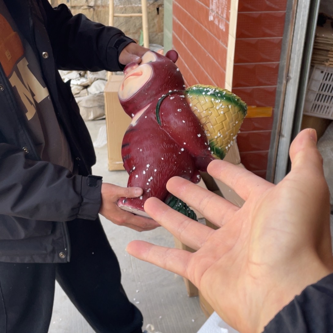 【闪购商品】树脂熊大退货件摆件