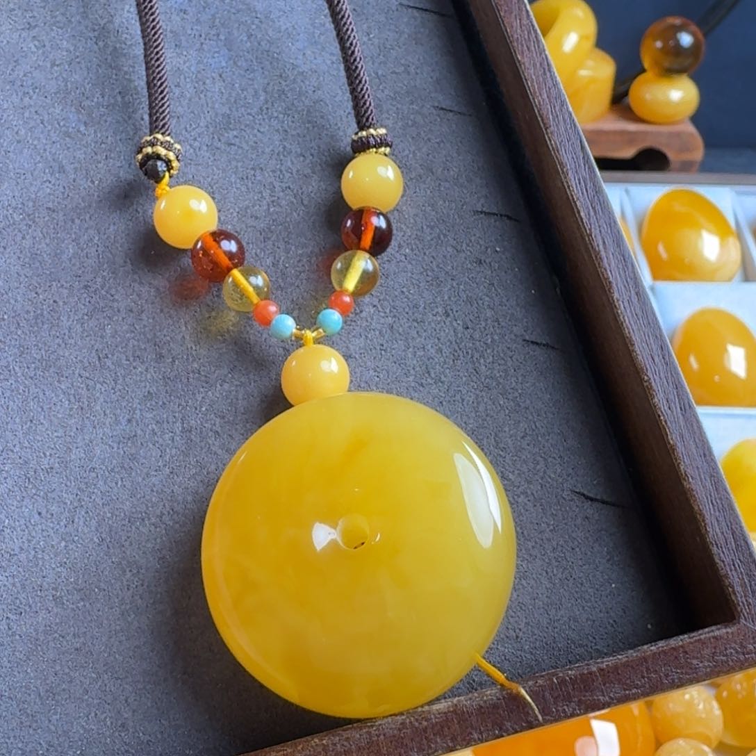 蜜蜡毛衣链未镶嵌