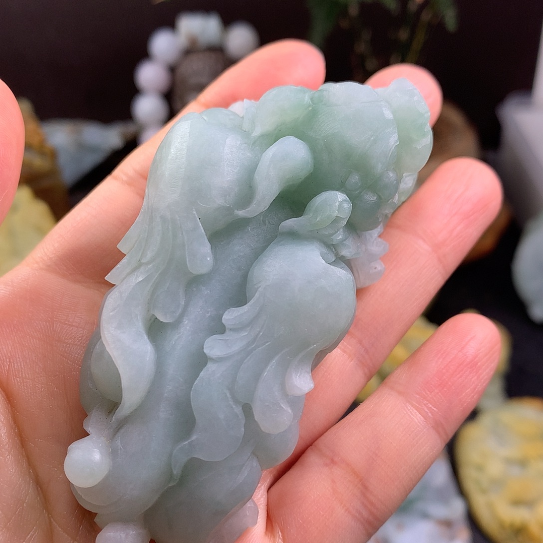 定制翡翠未镶嵌貔貅