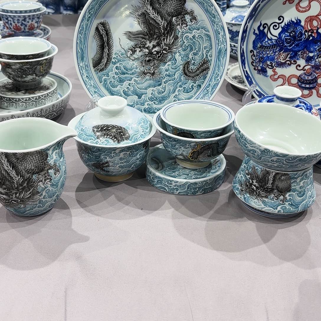 瓷片景德镇美术出版社