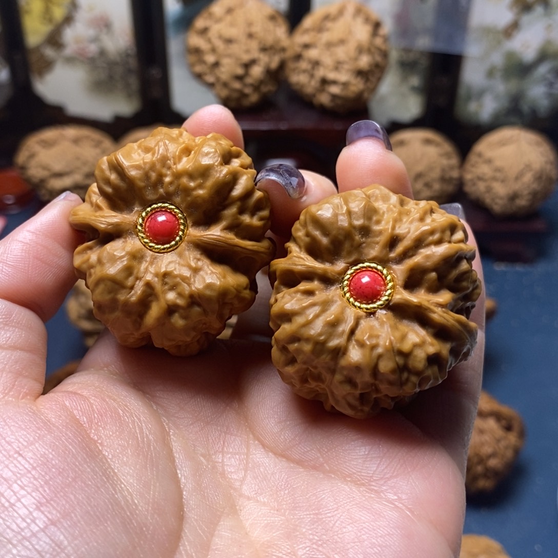 L***熙吊坠文玩核桃蛤蟆头015