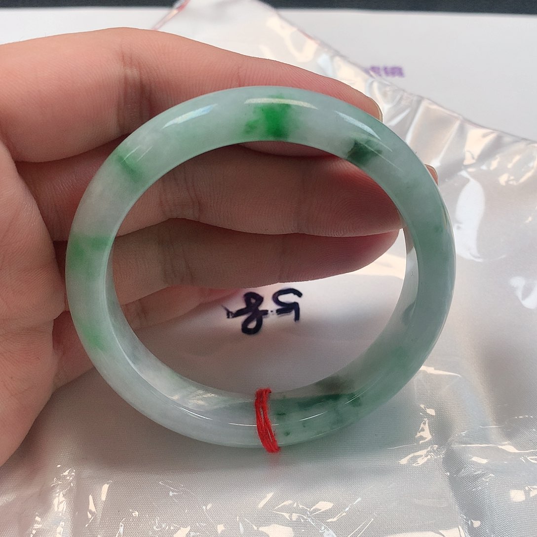 翡翠手镯未镶嵌258号
