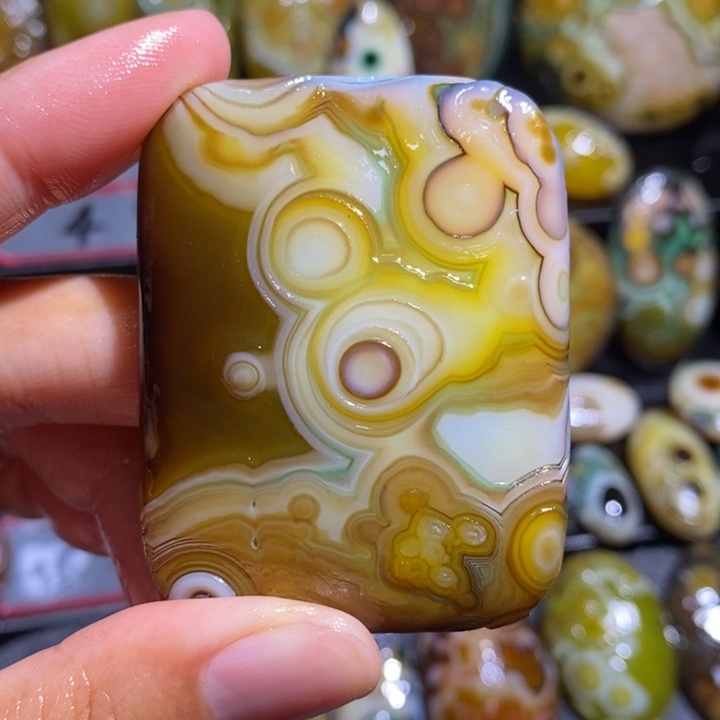 玛瑙/玉髓珠宝奇石未镶嵌