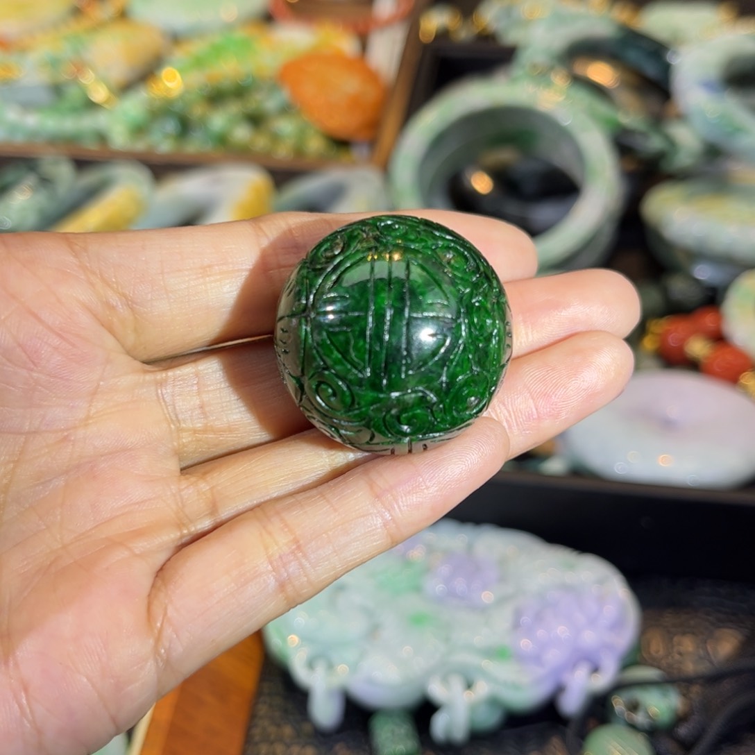 翡翠颈饰未镶嵌待编款