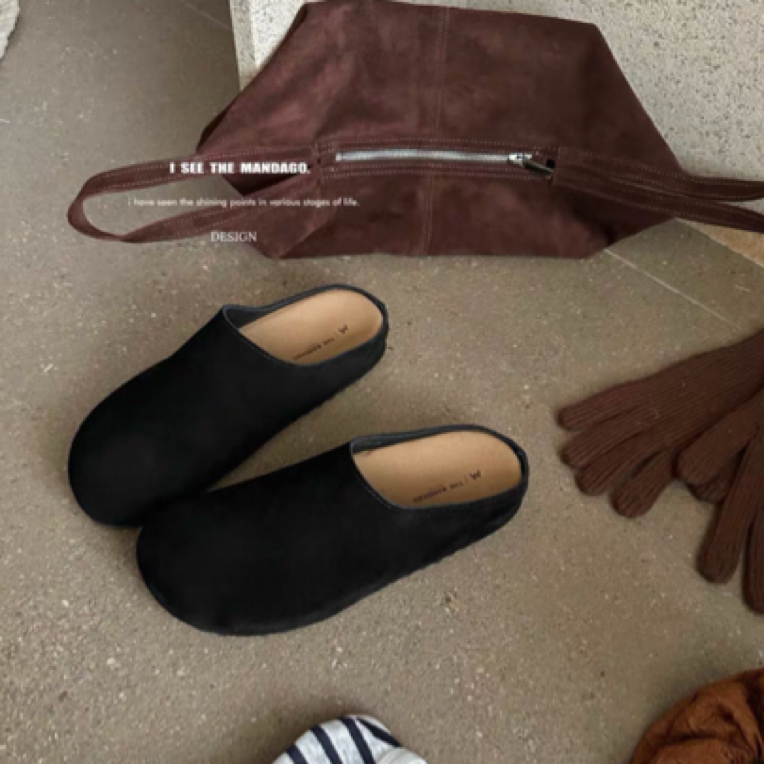 8001#《榜衣》休闲韩版早春新款平跟包头拖复古时尚凉鞋软底方圆头