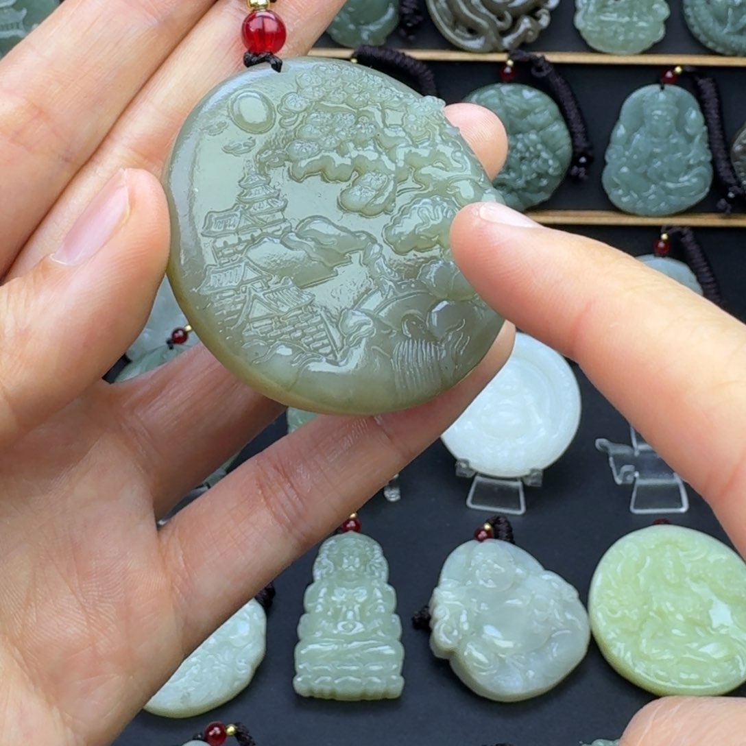 和田玉颈饰未镶嵌