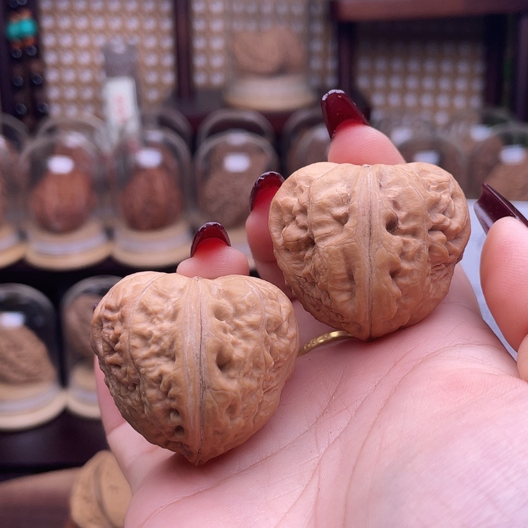 第***世吊坠文玩核桃马蹄